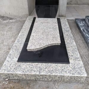 Pierre tombale en granit