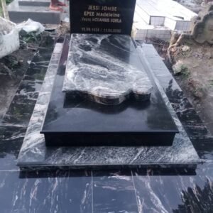 Pierre tombale en granite